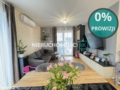 Pięknie wykończony bliźniak gotowy do zamieszkania