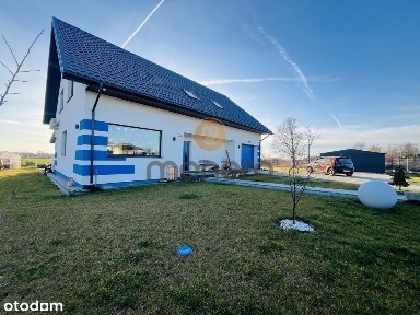 Dom na sprzedaż/działa 1400mkw/fotowoltaika