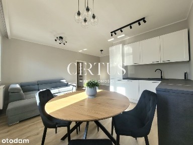 2 pokoje, garderoba, 52m2, Staszica