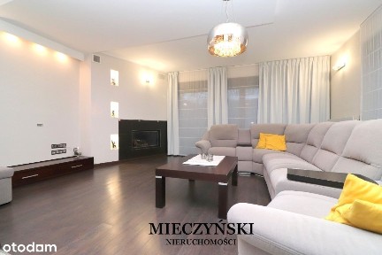 Atrakcyjny dom w zabudowie bliźniaczej.