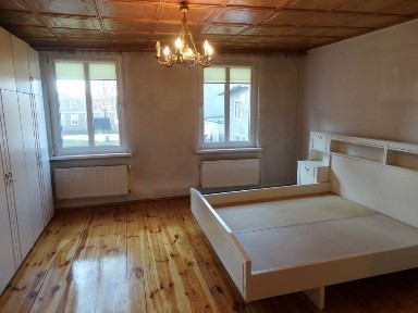 Sprzedam dwa mieszkania w kamienicy