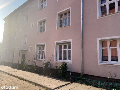 Kawalerka w centrum przy parku pod inwestycję!