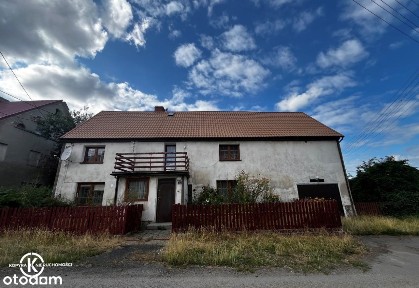 Na sprzedaż dom jednorodzinny z dużą działką