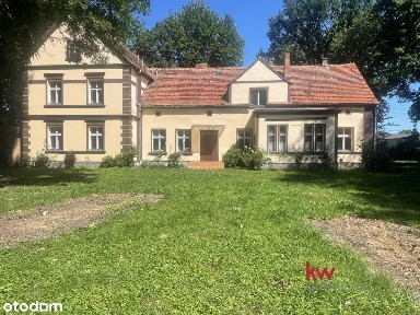 Dla inwestora lub prywatna rezydencja z parkiem