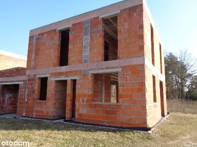 Nowy segment w stanie surowym otwartym