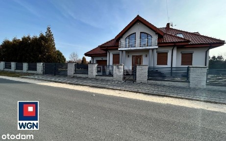 REZERWACJA ! Luksusowy dom na Sprzedaż -Trębaczew