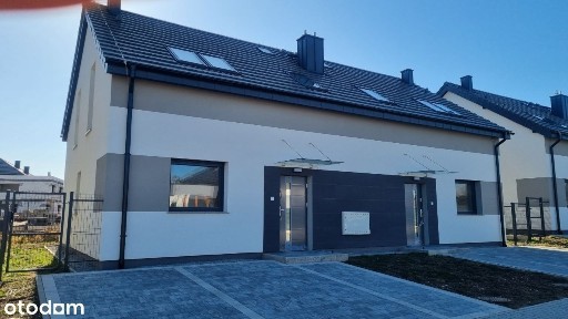 Nowe domy dwulokalowe przy ul. Sudecka 73, 73A, 73