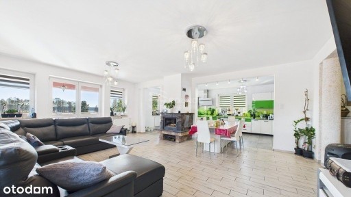 Przestronny dom nad jeziorem Skomętno