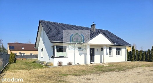 Dom z 2021 roku -Tomaszów Bolesławiecki