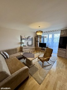 4 pokojowe mieszkanie z oddzielną kuchnia Lsm