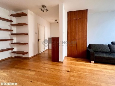 Przestronne 2 pokojowe mieszkanie z garażem blisko metra