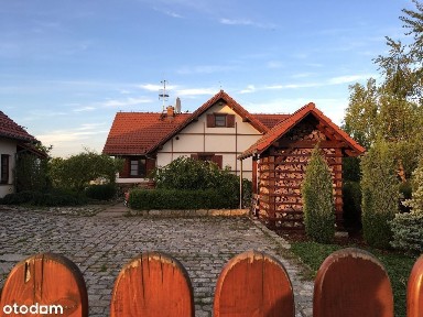 Wiejska posiadłość staw basen gr.pompa ciepła fotowoltaika rekuperacja