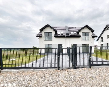 Dom bliźniak z dużym ogrodem Wołowice