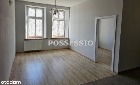 Dwa Pokoje, Parter, C.O. Własne Dla Budynku