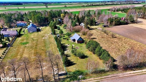 Domek na pięknie położonej działce wśród natury