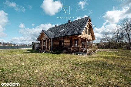 Dom z bala wśród zieleni [BEZ %]