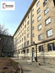 Kamienica z widną + garaż wolnostojący - obok Sądu na Ogrodowej