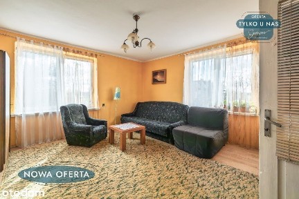 Dom Z Potencjałem Wśród Zieleni