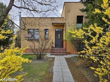 Przestronny, jasny i zadbany dom do zamieszkania !