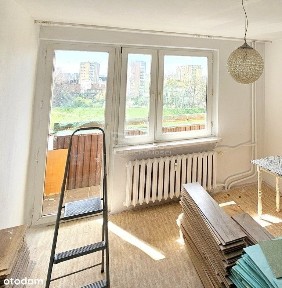 Dwa -mieszkania 3-pokoje - 300 Rynek- do remontu