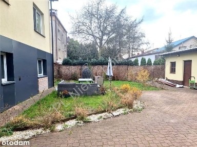 Duży Odnowiony Dom Z Funkcją Użytkową