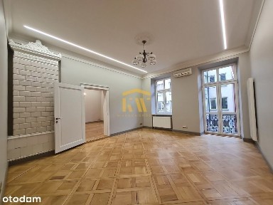 Lokal w Centrum, wysoki standard wykończenia.