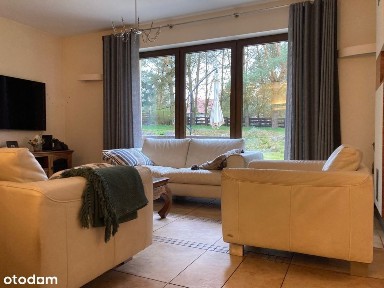 dom pod lasem, dodatkowa sypialnia na parterze