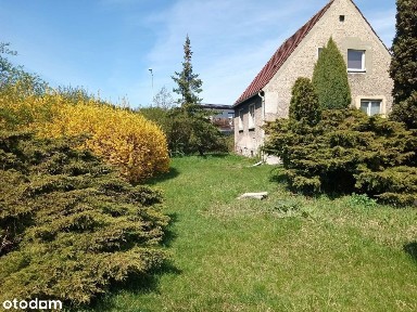Sprzedam dom na przepięknej działce w Gliwicach.