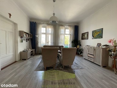 Wyjątkowe 2 pokoje w kamienicy!