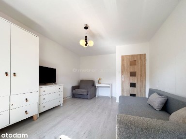 Kawalerka z loggią na parterze we Wrzosowie Dygowo