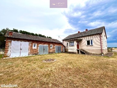 Siedlisko i 2,5 HA gruntów rolnych na sprzedaż