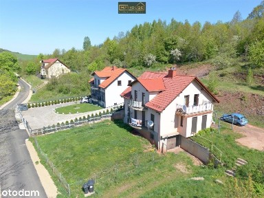 Dom dwurodzinny z 06r.* blisko Szczawna* Struga