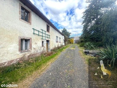 Taniej! Dom do remontu lub 28 arów potencjału!