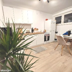 Ładne 3 Pok balkon blisko do Sky i Un. Ekonomiczn.