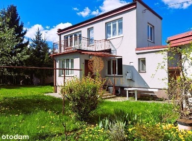 Piętrowy dom z działką spokojna okolica REZERWACJA