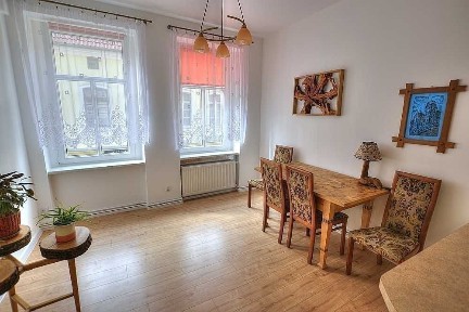 3 pokoje, I piętro, centrum miasta