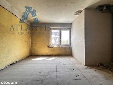 Kawalerka w odnowionej kamienicy na Czyżkówku