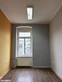 Lokal biurowy o pow. 17,30 m2 do wynajęcia w Stargardzie