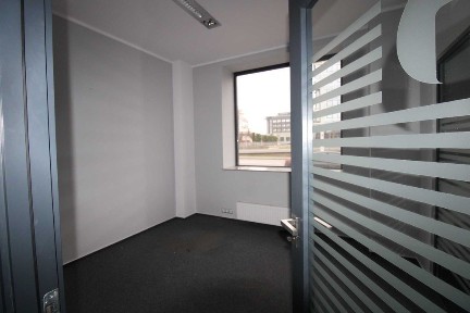 Klimatyzowany lokal biurowo-handlowo-usługowy w Centrum Wrocławia