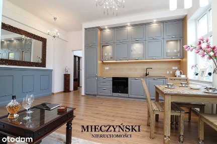 Atrakcyjne mieszkanie 3 pokojowe w Śródmieściu.