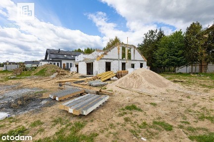 Dom w zabudowie bliźniaczej - spokojna okolica