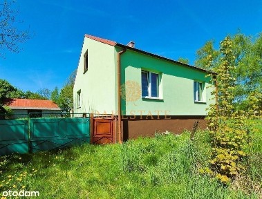 Dom z dużą działką w spokojnej okolicy