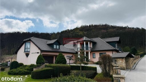 wyjątkowa nieruchomość/450 m2/ 56 arów/las