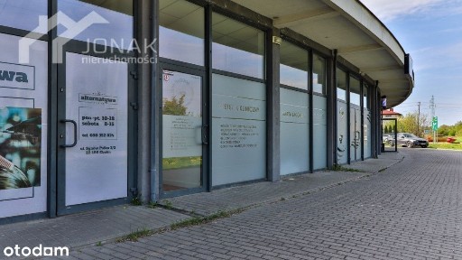 Lokal z parkingiem przy wjeździe na Osiedle