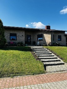 Dom wolnostojący na sprzedaż