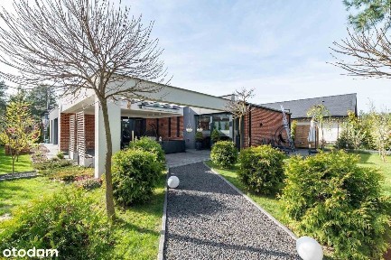 Funkcjonalny DOM PARTEROWY w sąsiedztwie lasu | KRZYWIEC