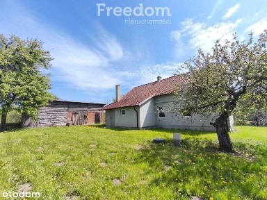 Urokliwe siedlisko z potencjałem - dom z historią!
