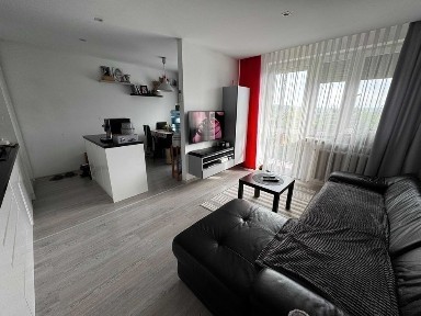 Trzypokojowe mieszkanie przy ul Armii Krajowej. Świetna lokalizacja.