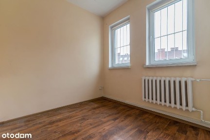 Biuro, gabinet - 2 sale ze wspólnym wejściem lub 1 duże pomieszczenie