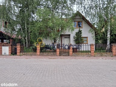 Przytulny dom w atrakcyjnej dzielnicy Smochowice